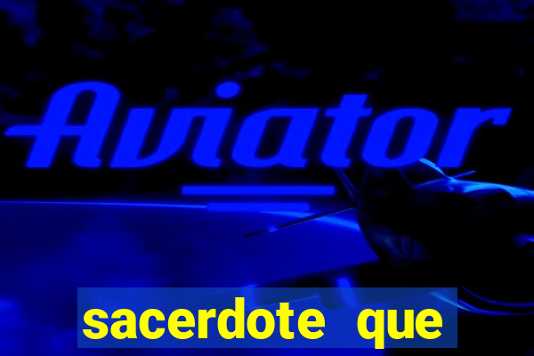 sacerdote que morreu no santo dos santos